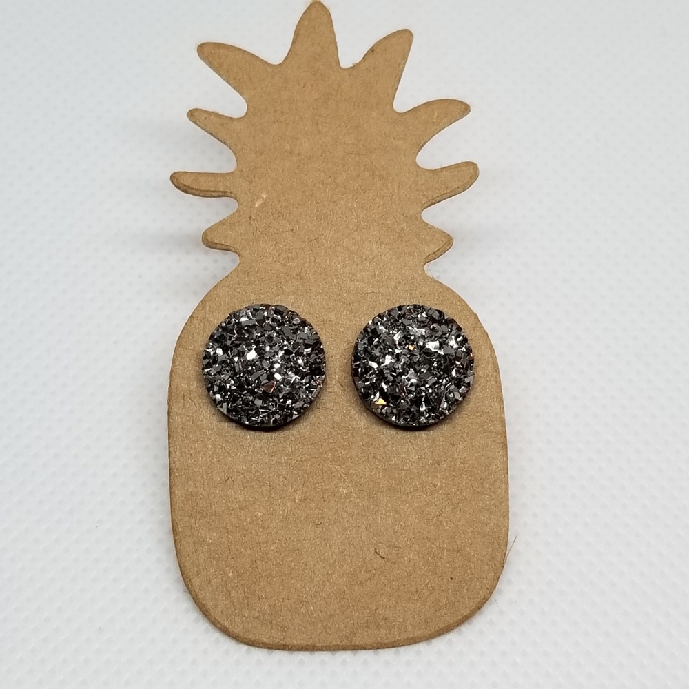 FAUX DRUZY POST EARRING